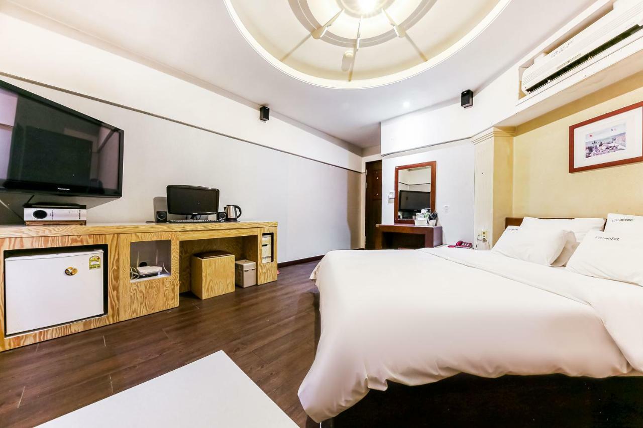 Hotel Rooky Daejeon Ngoại thất bức ảnh